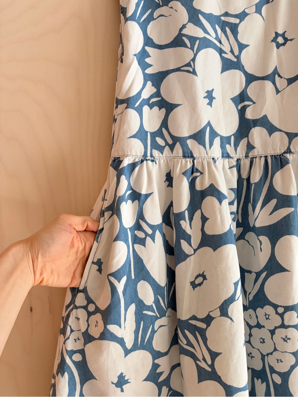 Marimekko Blue and White Floral Casual Girls Dress - Picture 2 of 5